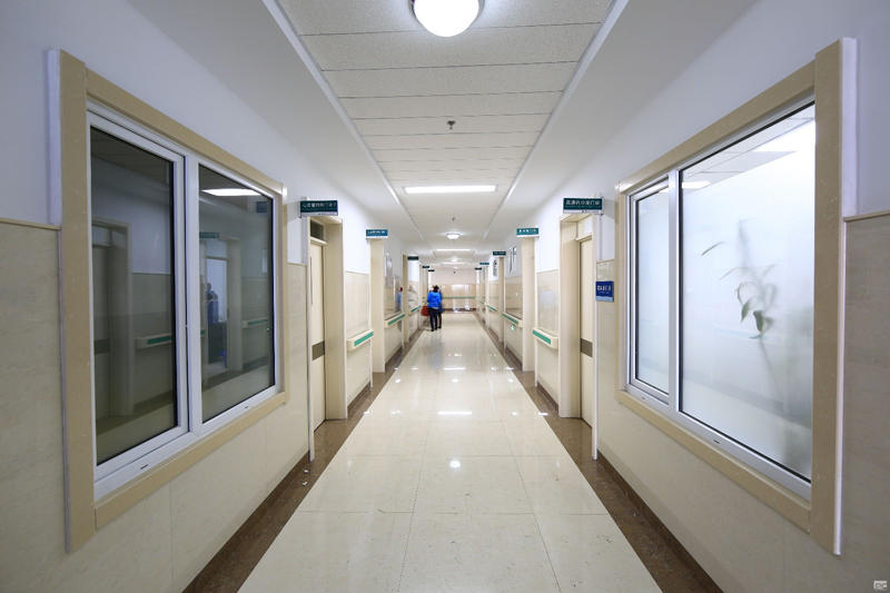 医院走廊天花吊顶用板